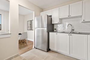 featured image of 523 Portsmouth Ave