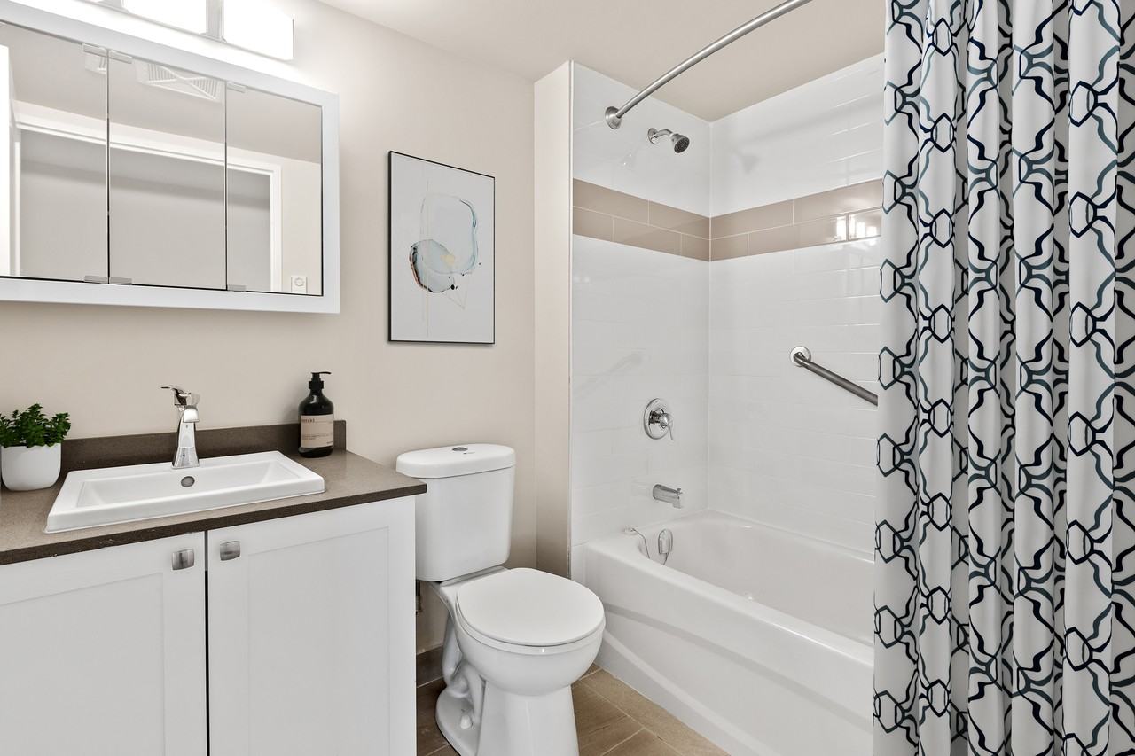 Portsmouth Place West - Photo 6 of 15