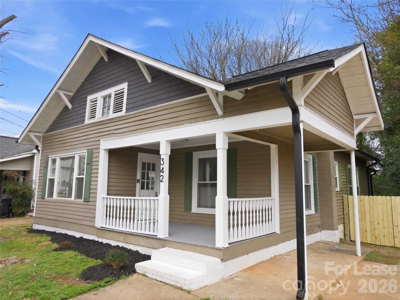 342 Ann St Nw - Photo 2 of 22