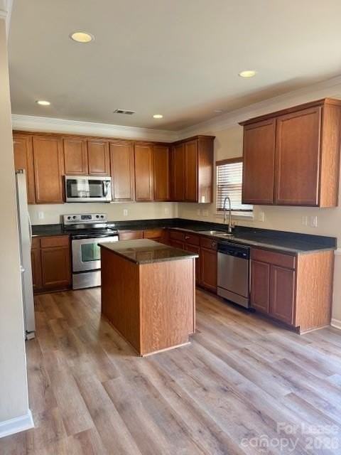 142 Saye Pl - Photo 4 of 17