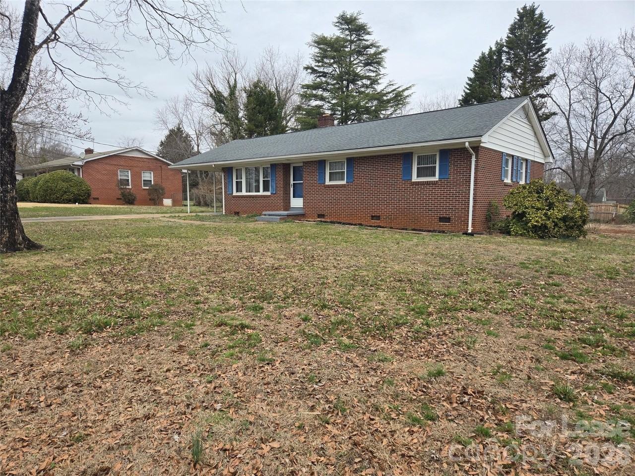 158 Crestview St - Photo 2 of 15