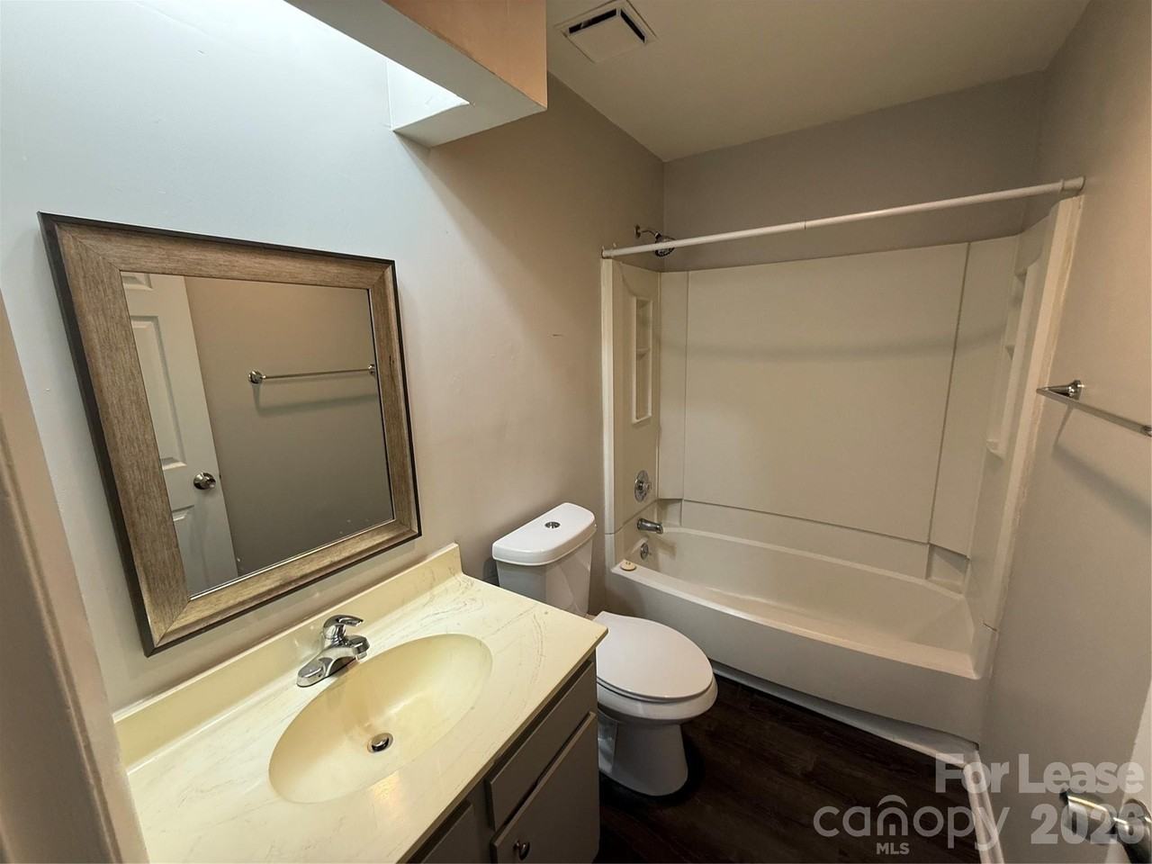 4617 Sharon Chase Dr Apt H - Photo 3 of 11