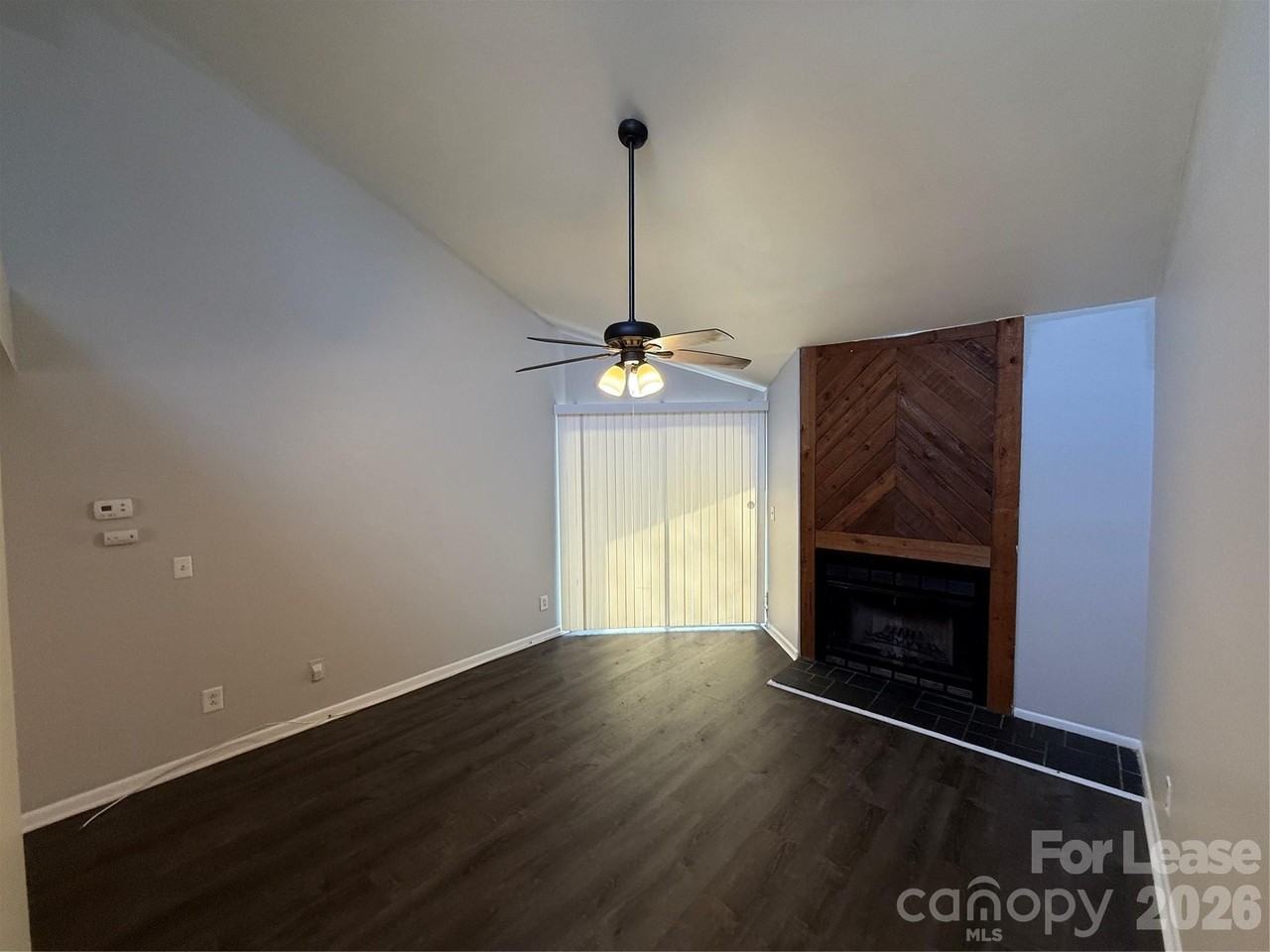 4617 Sharon Chase Dr Apt H - Photo 5 of 11