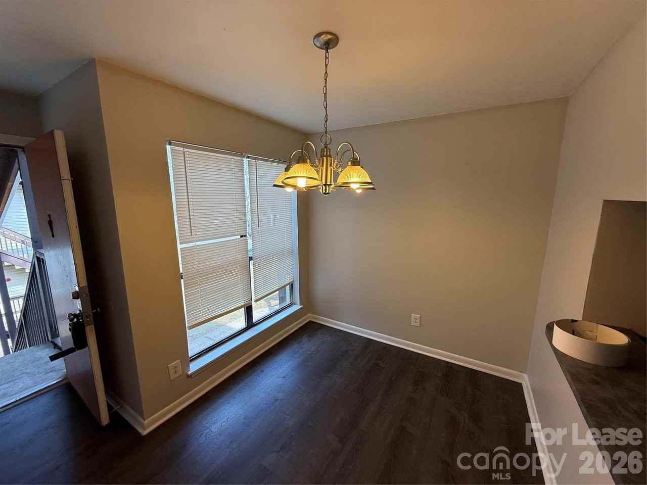 4617 Sharon Chase Dr Apt H - Photo 6 of 11