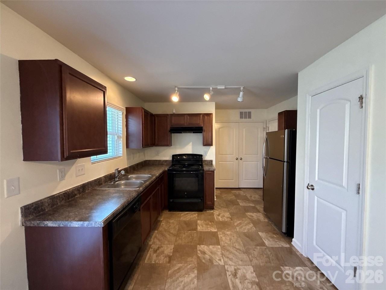 6308 Pennacook Dr - Photo 5 of 15