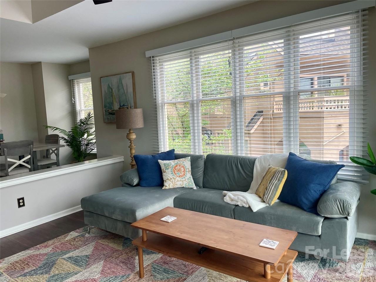 639 Portside Dr - Photo 6 of 32