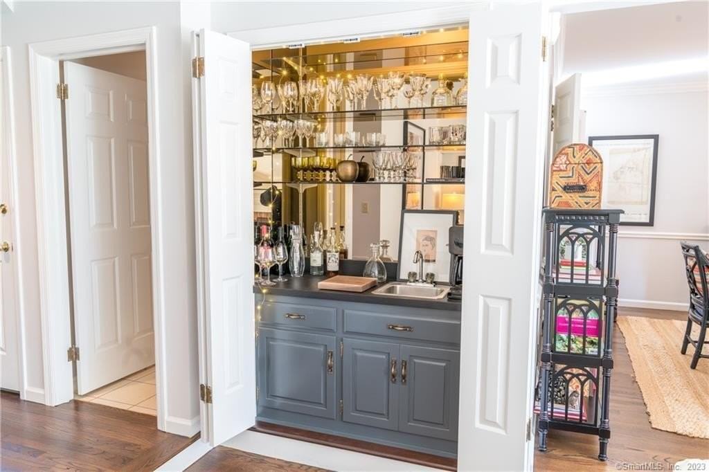 143 East Ave Unit 143 - Photo 6 of 20