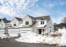 8 Highridge Rd Unit 8 - Photo 1 of 1