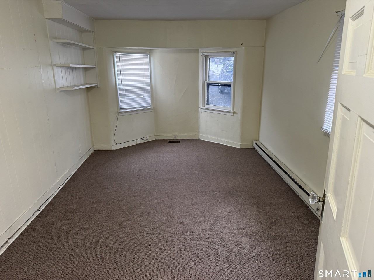 53 Glenwood Ave Apt 3 - Photo 3 of 10