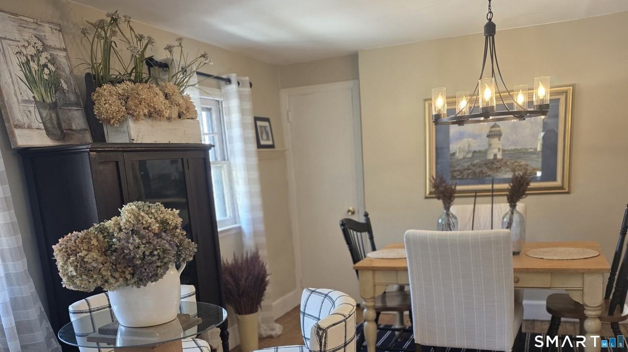 84 E Main St - Photo 4 of 12