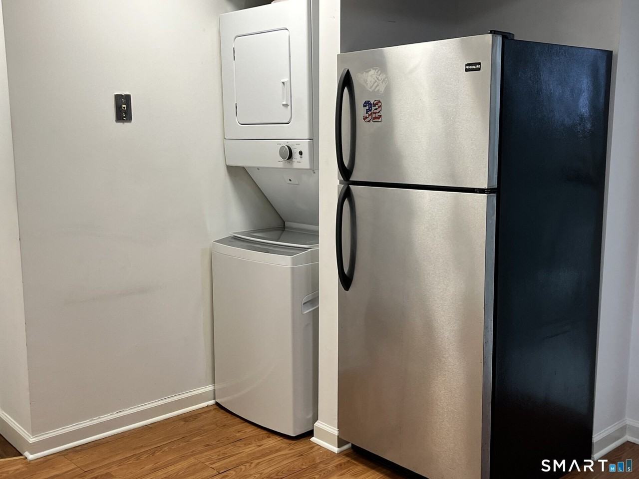 212 New Norwalk Rd Unit A - Photo 7 of 15