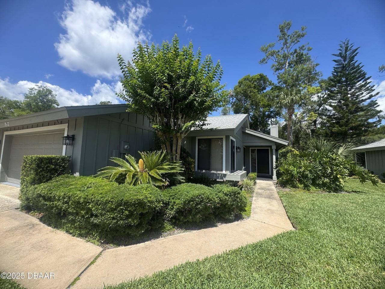1917 Goldenrod Way Unit 29 - Photo 2 of 32