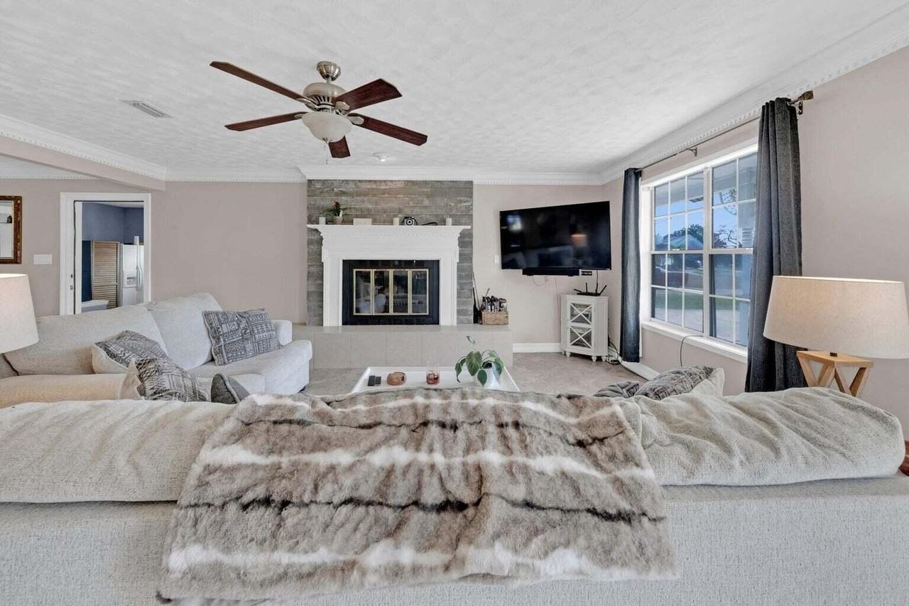 2216 Calle De Pizzaro - Photo 6 of 46