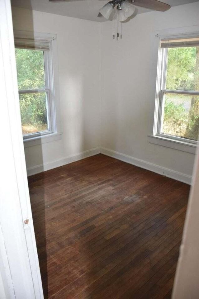 326 Dixie St - Photo 6 of 10