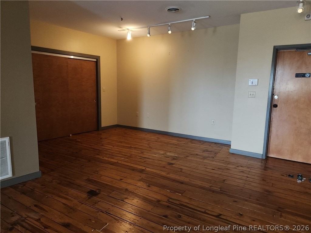 129 Franklin St Ste 207 - Photo 6 of 9