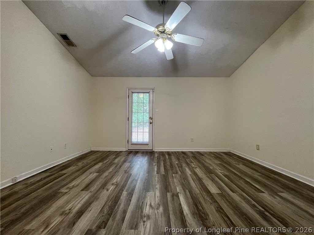 522 Longview Dr Apt C - Photo 4 of 10