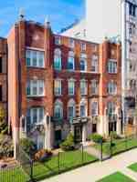 featured image of 5710 N Winthrop Ave