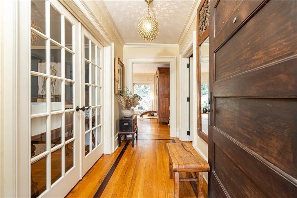 870 Wellesley Dr Nw - Photo 4 of 28