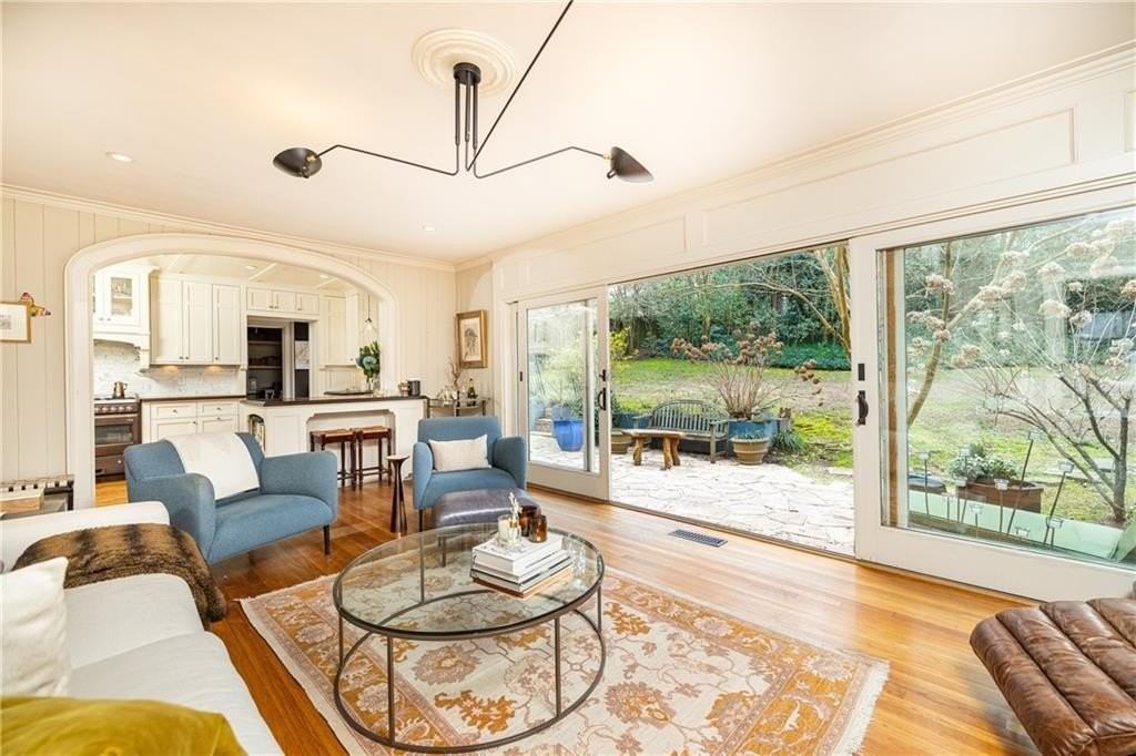 870 Wellesley Dr Nw - Photo 7 of 28