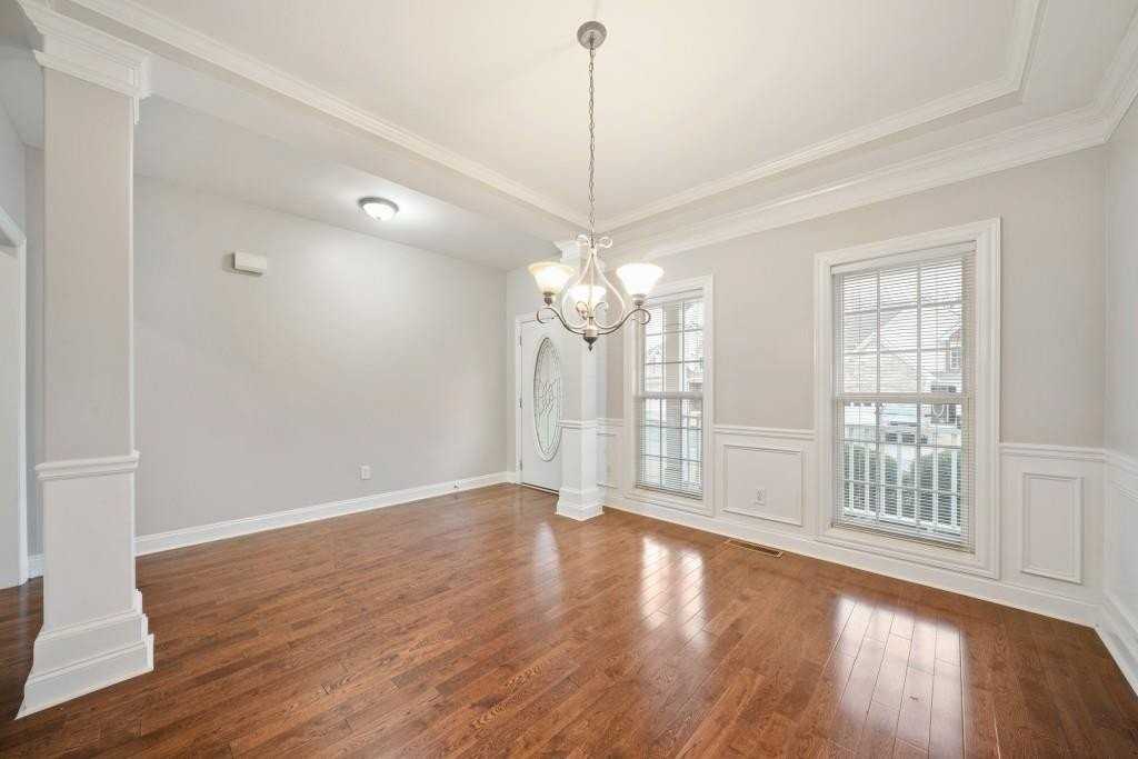 961 College Place Ct Nw - Photo 5 of 34