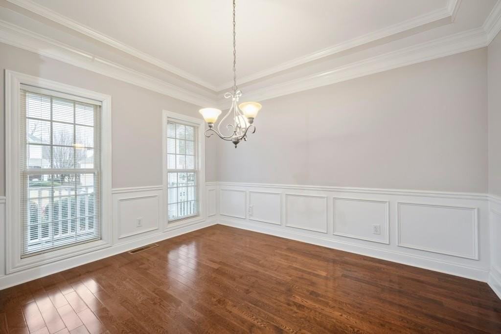 961 College Place Ct Nw - Photo 6 of 34