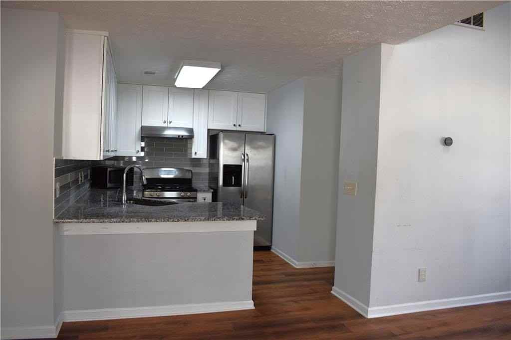 2722 Albion Farm Way - Photo 4 of 22