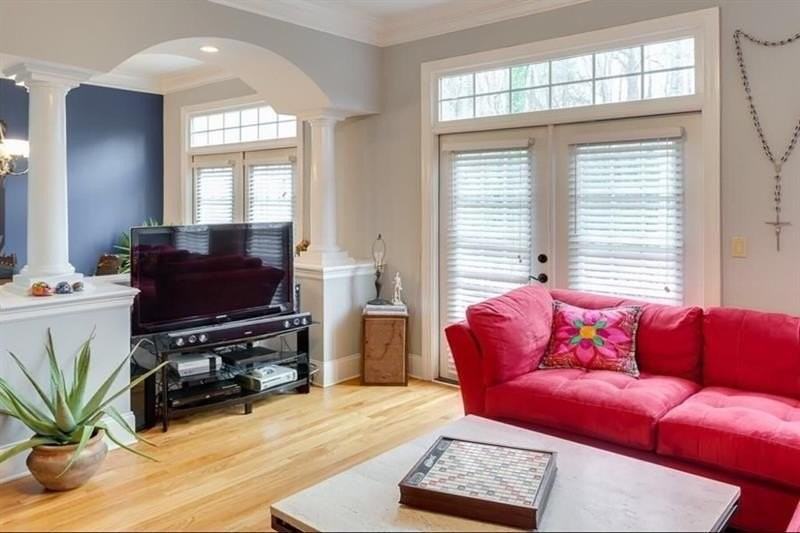 331 Carpenter Dr Apt 8 - Photo 4 of 37