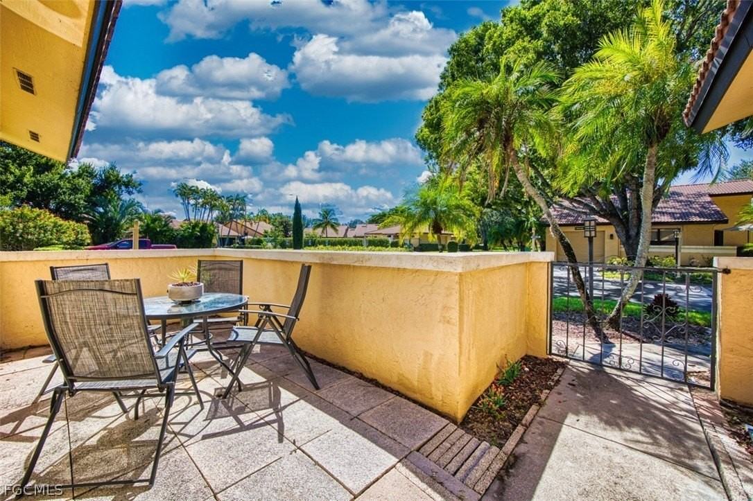 5368 Council Ln - Photo 5 of 10