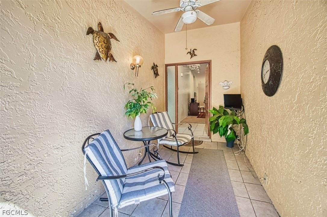 5368 Council Ln - Photo 6 of 10