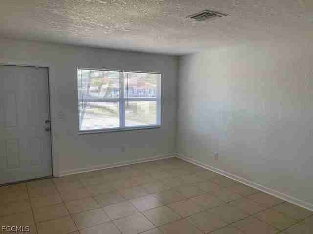 11296 Summerwinds Ct - Photo 4 of 16