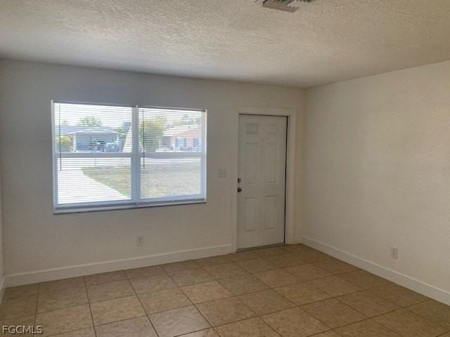 11298 Summerwinds Ct - Photo 3 of 14