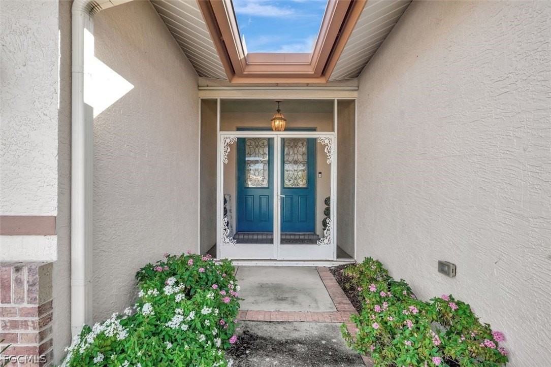 5794 Elizabeth Ann Way - Photo 5 of 42