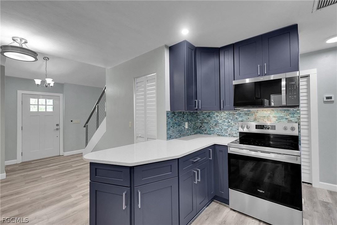 958 Indiana Ave - Photo 5 of 23