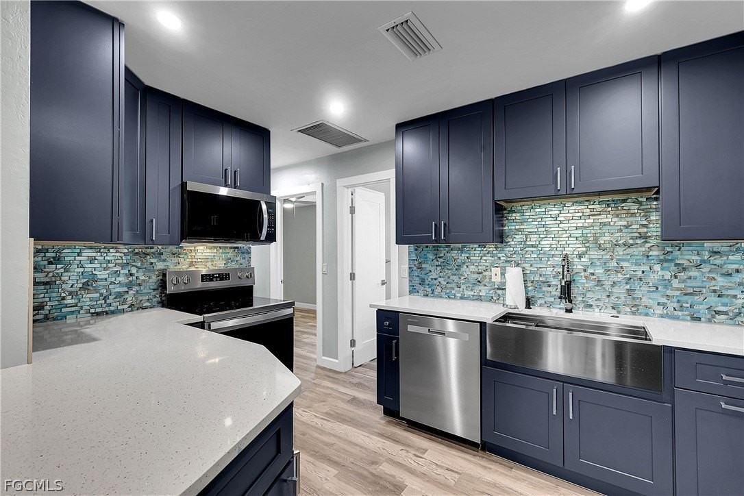 958 Indiana Ave - Photo 6 of 23