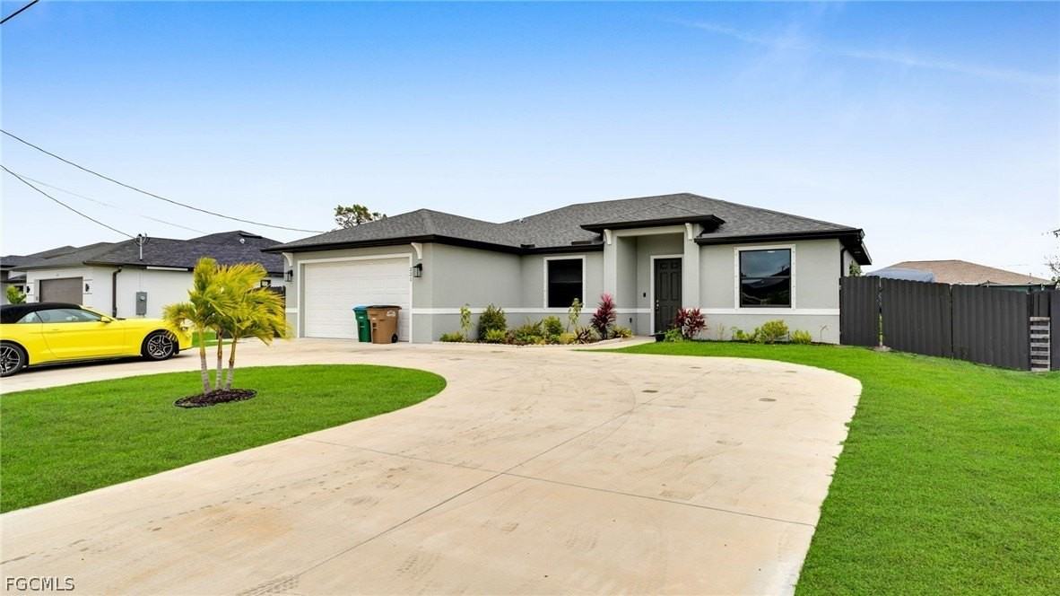 221 Chiquita Blvd N - Photo 3 of 31