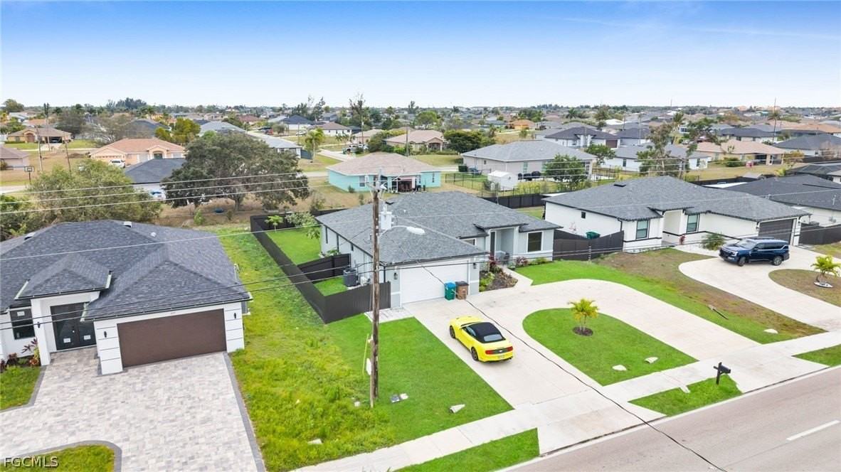 221 Chiquita Blvd N - Photo 4 of 31