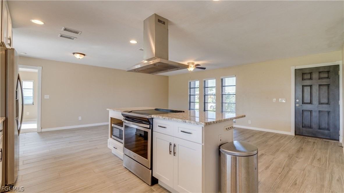 1128 Se 29th Ter - Photo 6 of 26