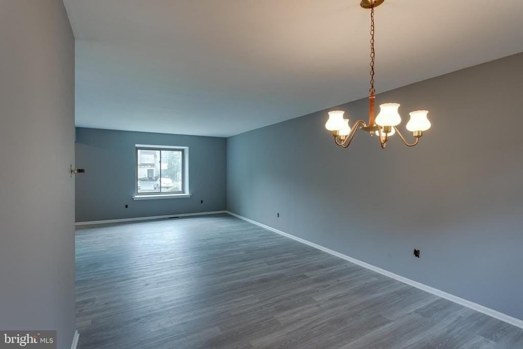 128 Briar Ct - Photo 7 of 23