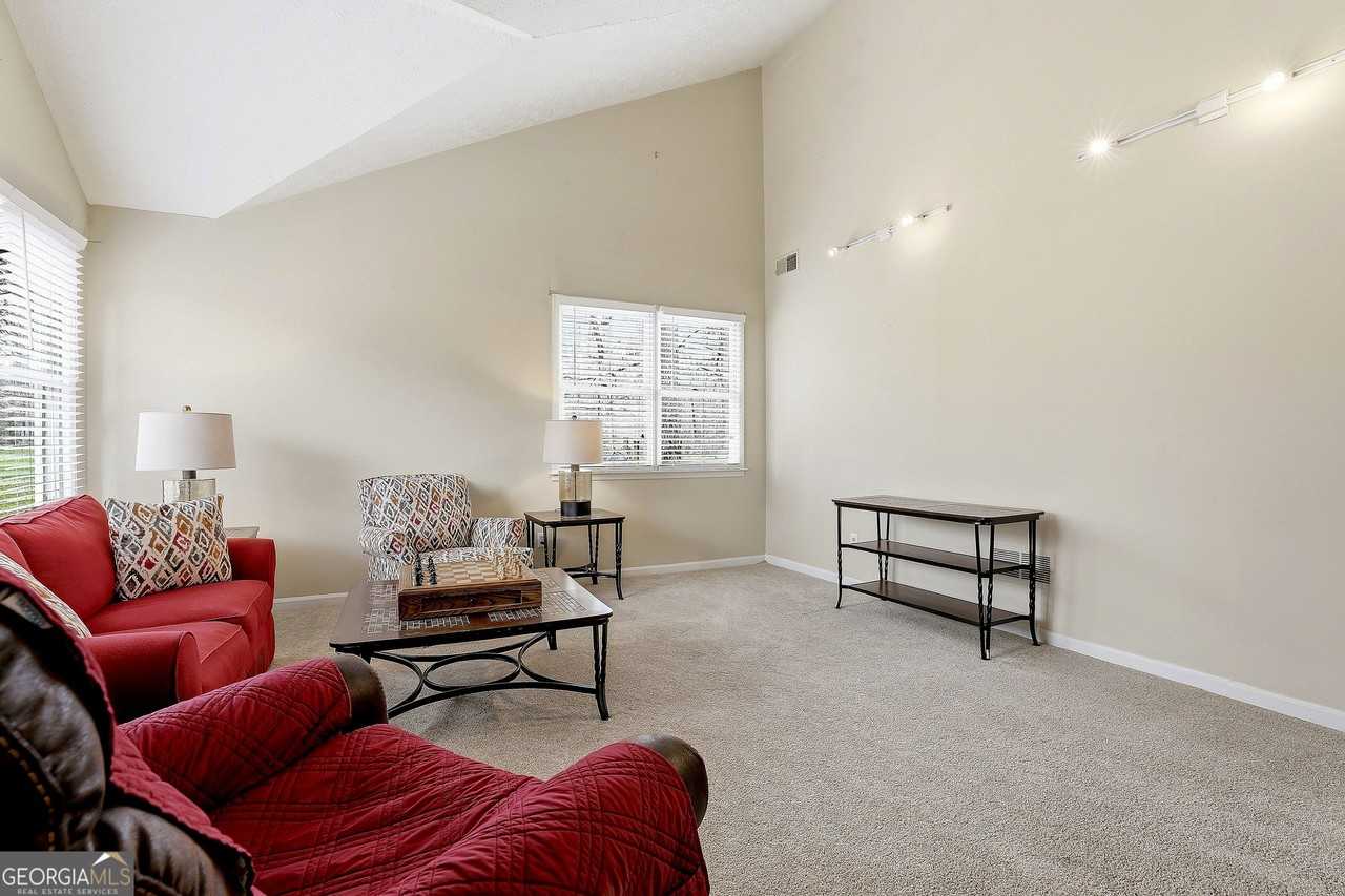 541 Covered Bridge Trl - Photo 6 of 30