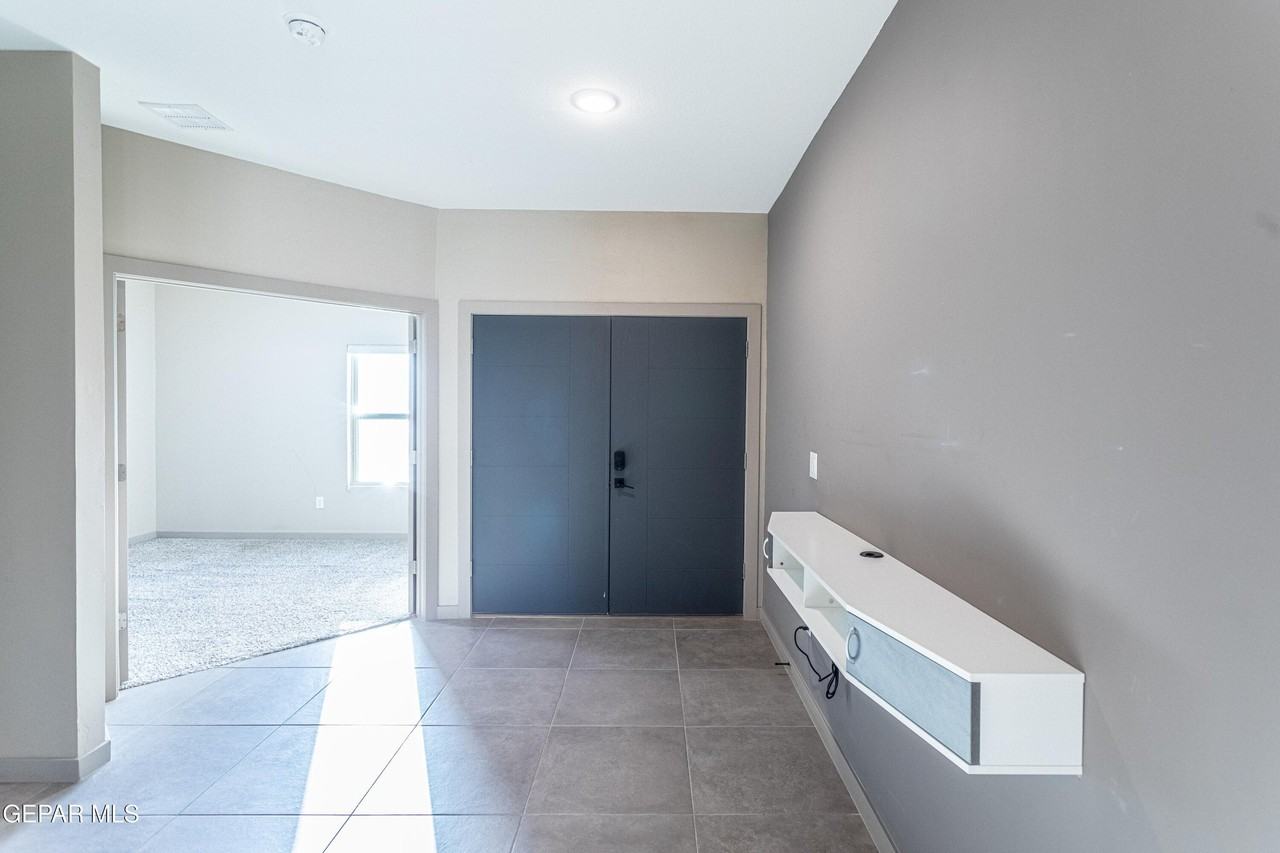 1792 Kayla Bree St - Photo 3 of 33