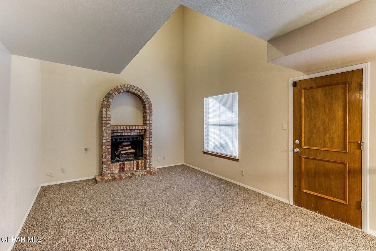 11181 Loma Grande Dr - Photo 5 of 21