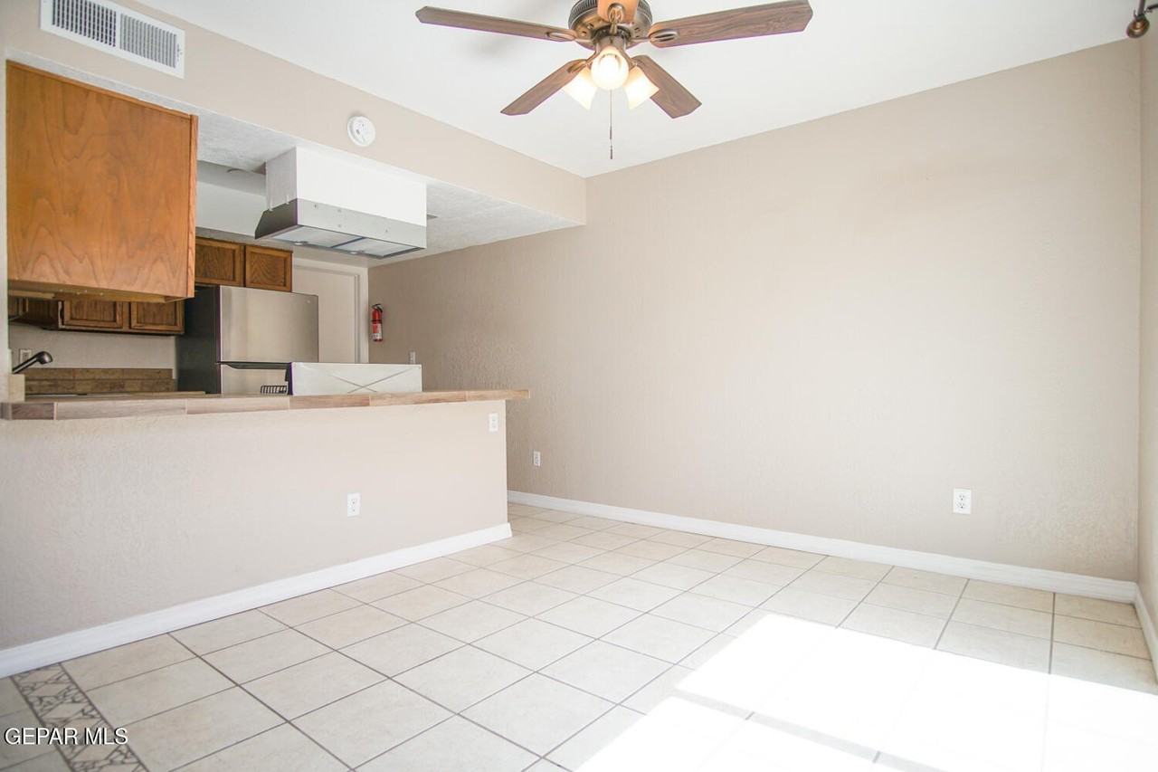 1582 Bengal Dr Apt C - Photo 7 of 25