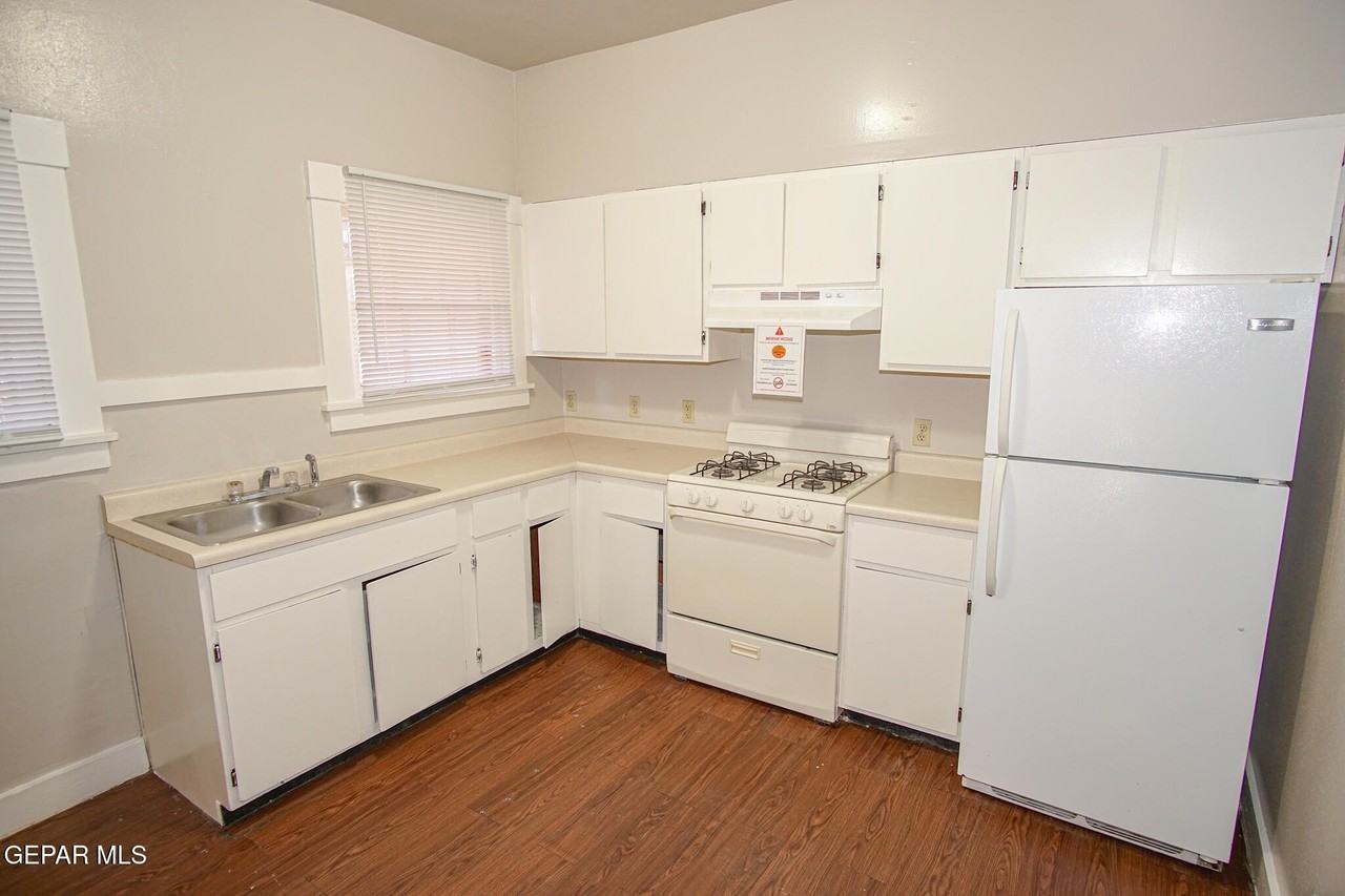 1503 N Kansas St Apt 2 - Photo 6 of 15