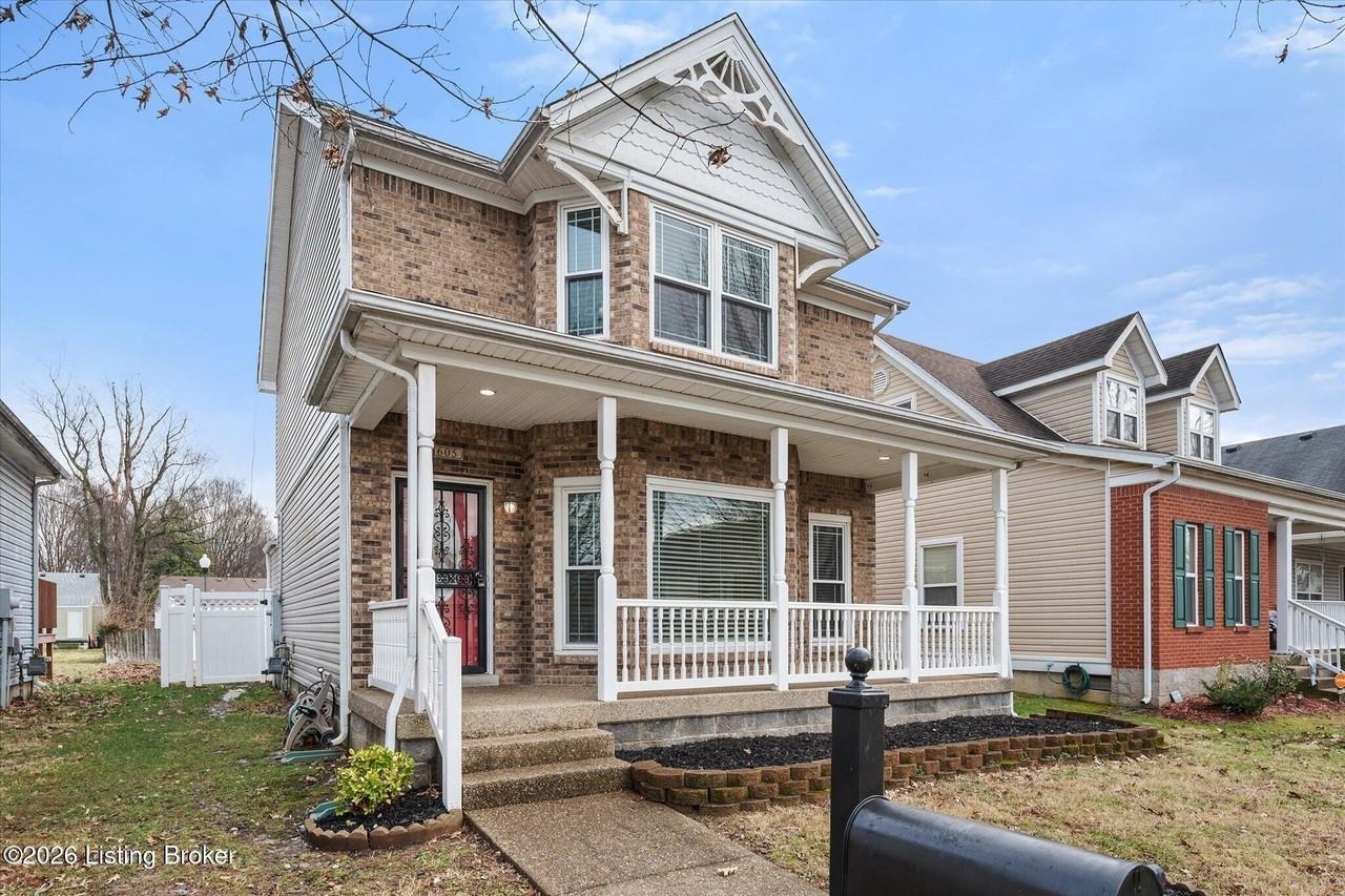 1605 S 32nd St - Photo 7 of 40