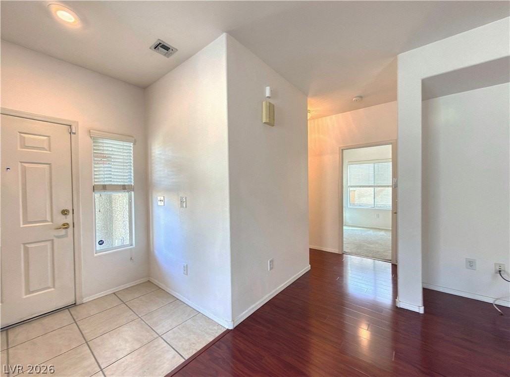 2823 Sapphire Desert Dr - Photo 5 of 20