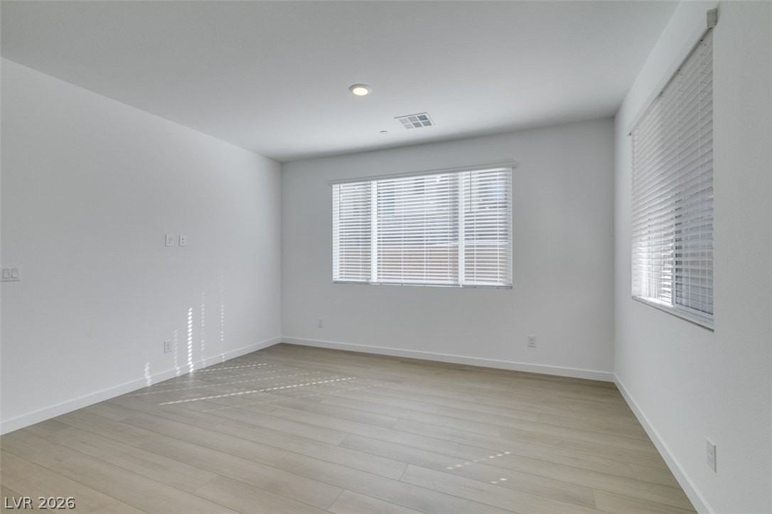 379 Morgan Crest Dr - Photo 4 of 35