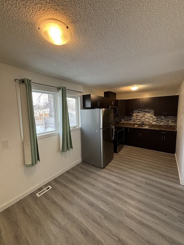 736 Sheppard St. - Photo 6 of 20