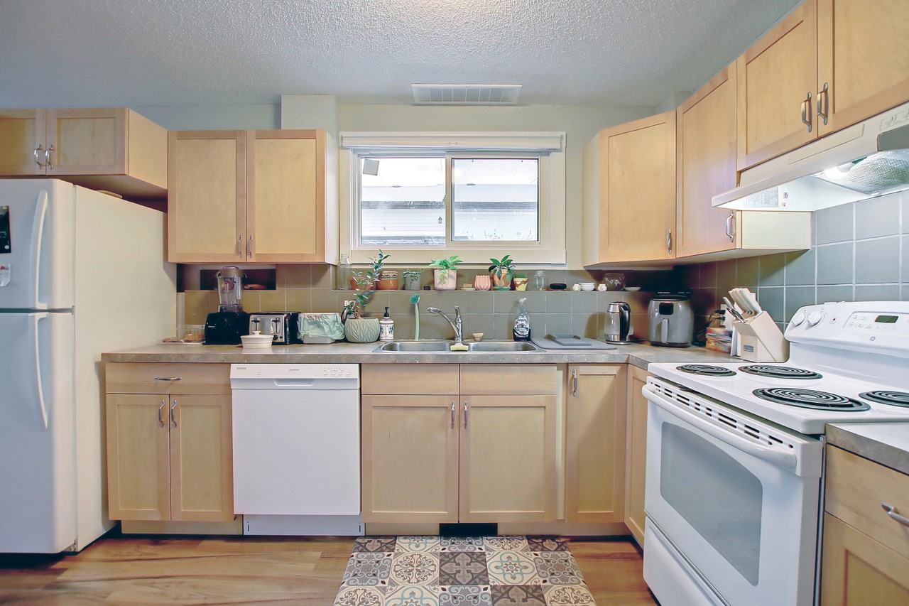 2413A 9th Street NW - Photo 3 of 10