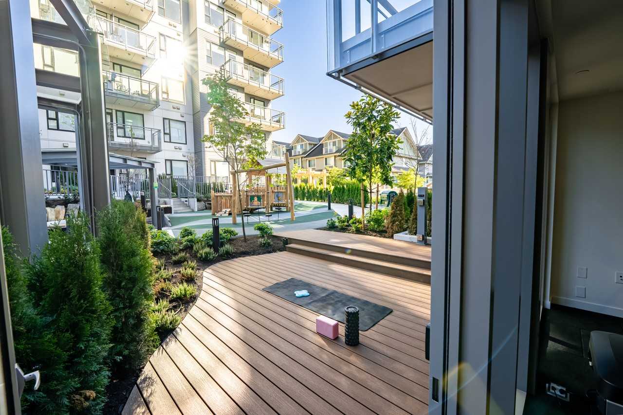 Seasons - Photo 5 of 20