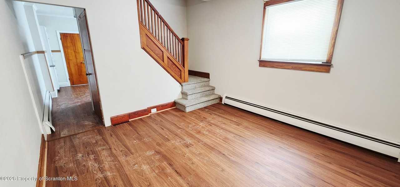 531 Morgan St - Photo 4 of 16